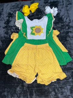 Sunflower Outfit
